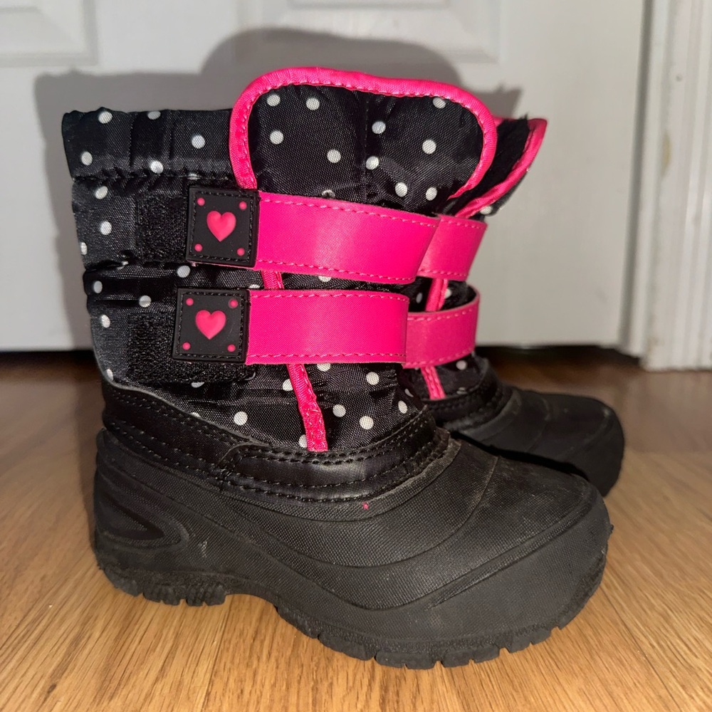 Wonder Nation Black and Hot Pink Kids Boots